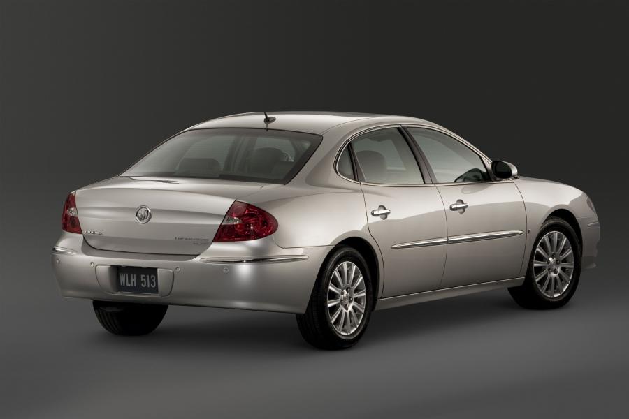  Buick LaCrosse CXS 2008 года  (фото 5 из 6)